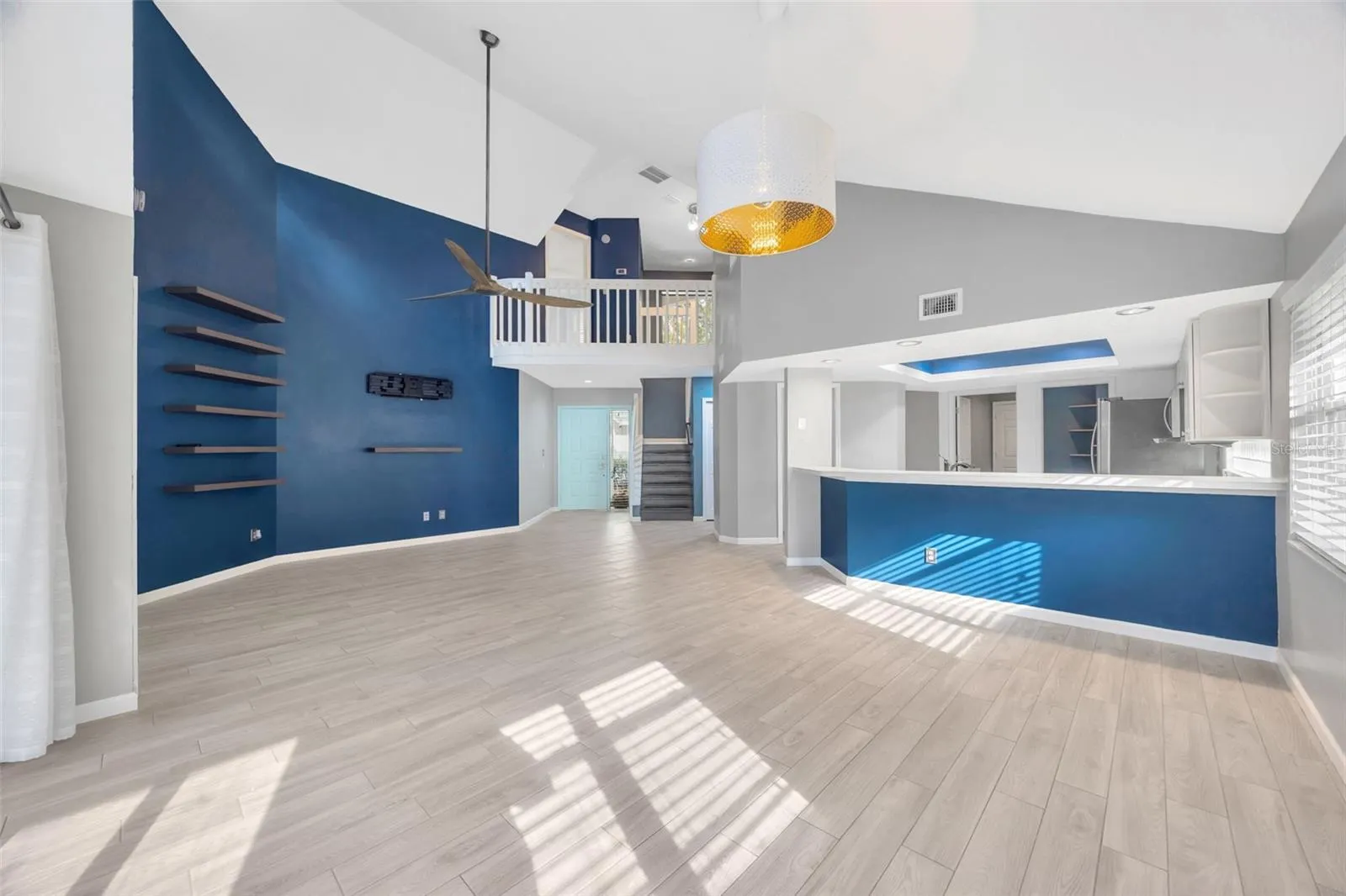 15811 SANCTUARY DR