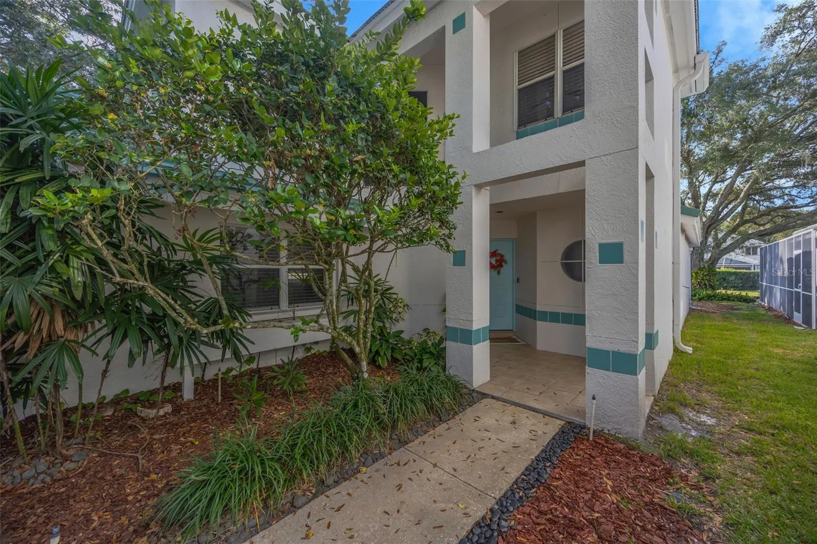 15811 SANCTUARY DR