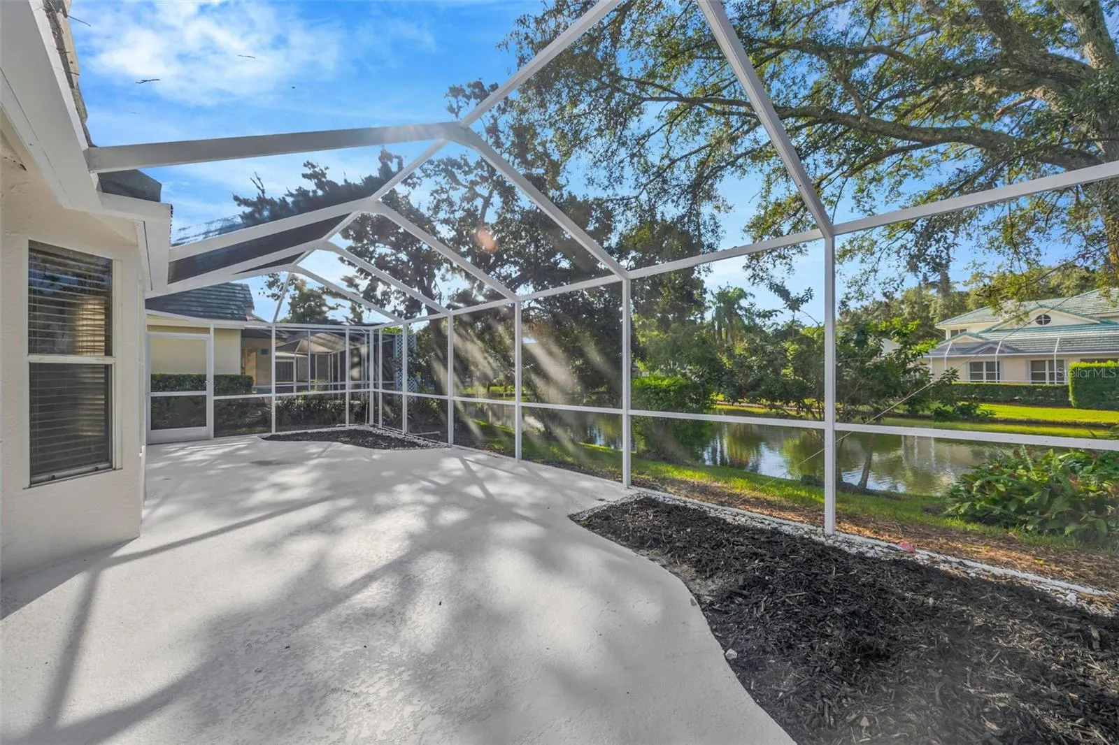 15811 SANCTUARY DR