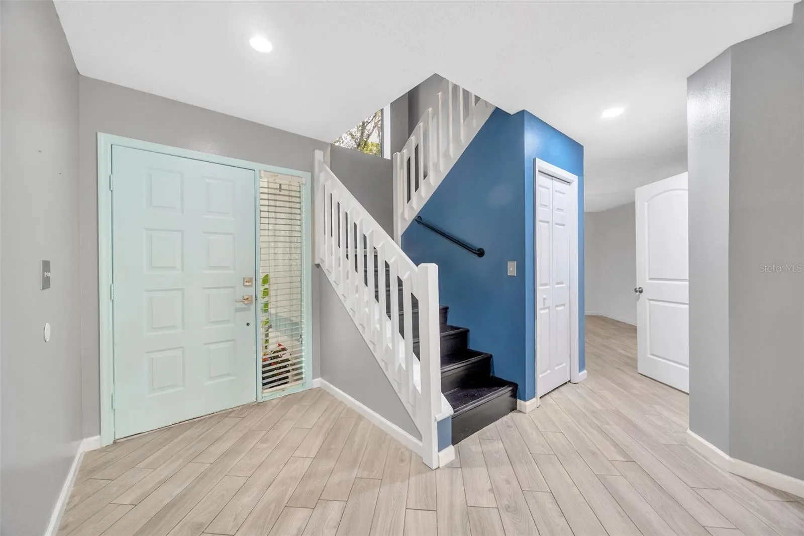 15811 SANCTUARY DR