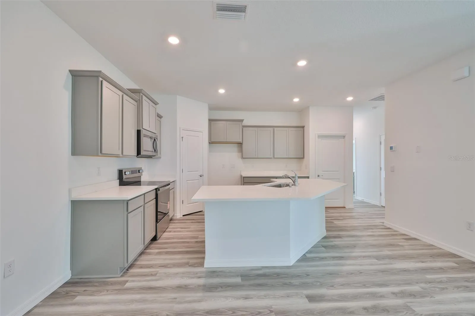 4021 WESTWOOD FIELDS LOOP