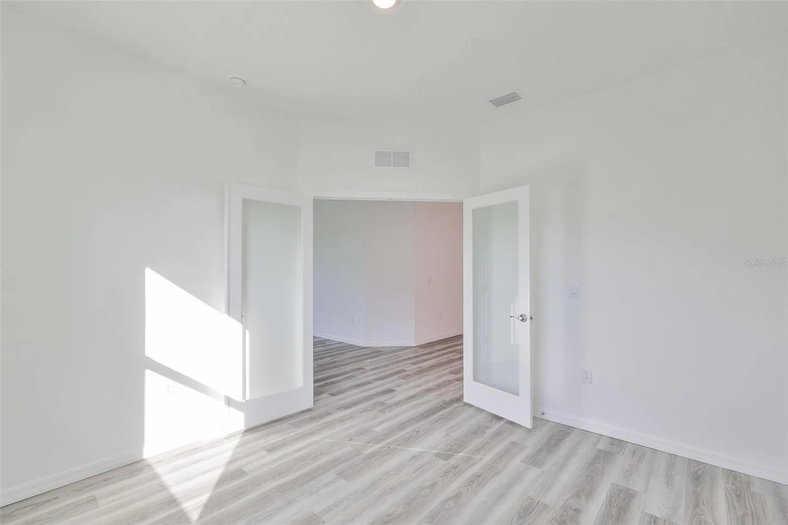 4021 WESTWOOD FIELDS LOOP