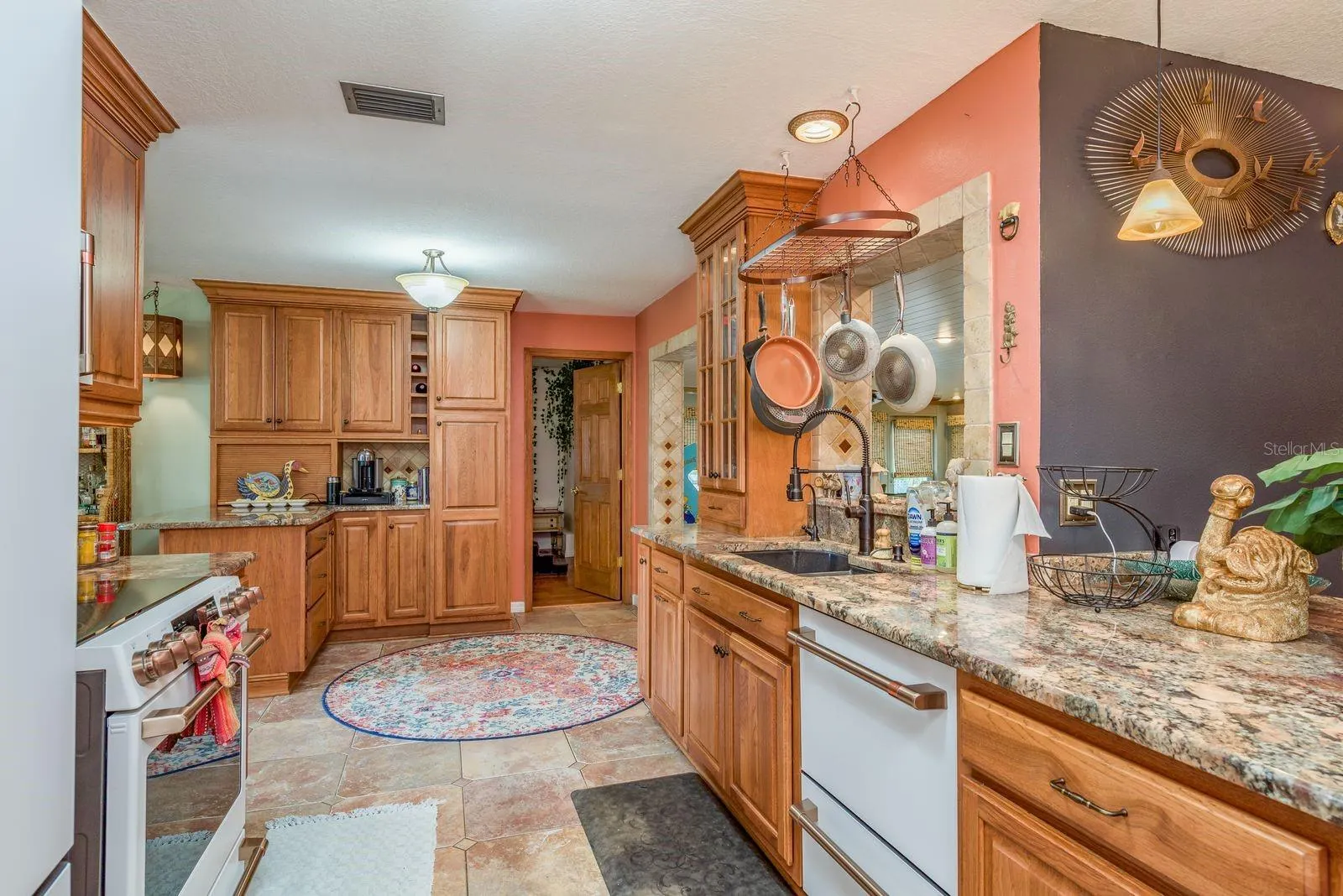 11124 CHURCH DR