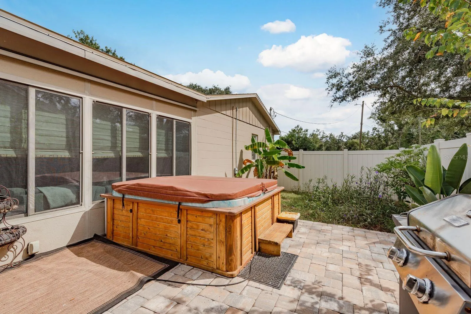 11124 CHURCH DR