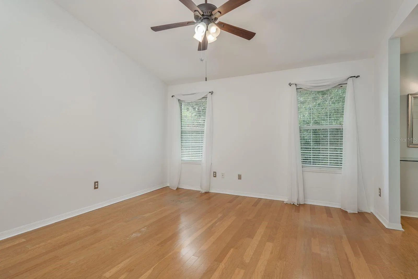 1128 SUNSET POINT RD #403, #403