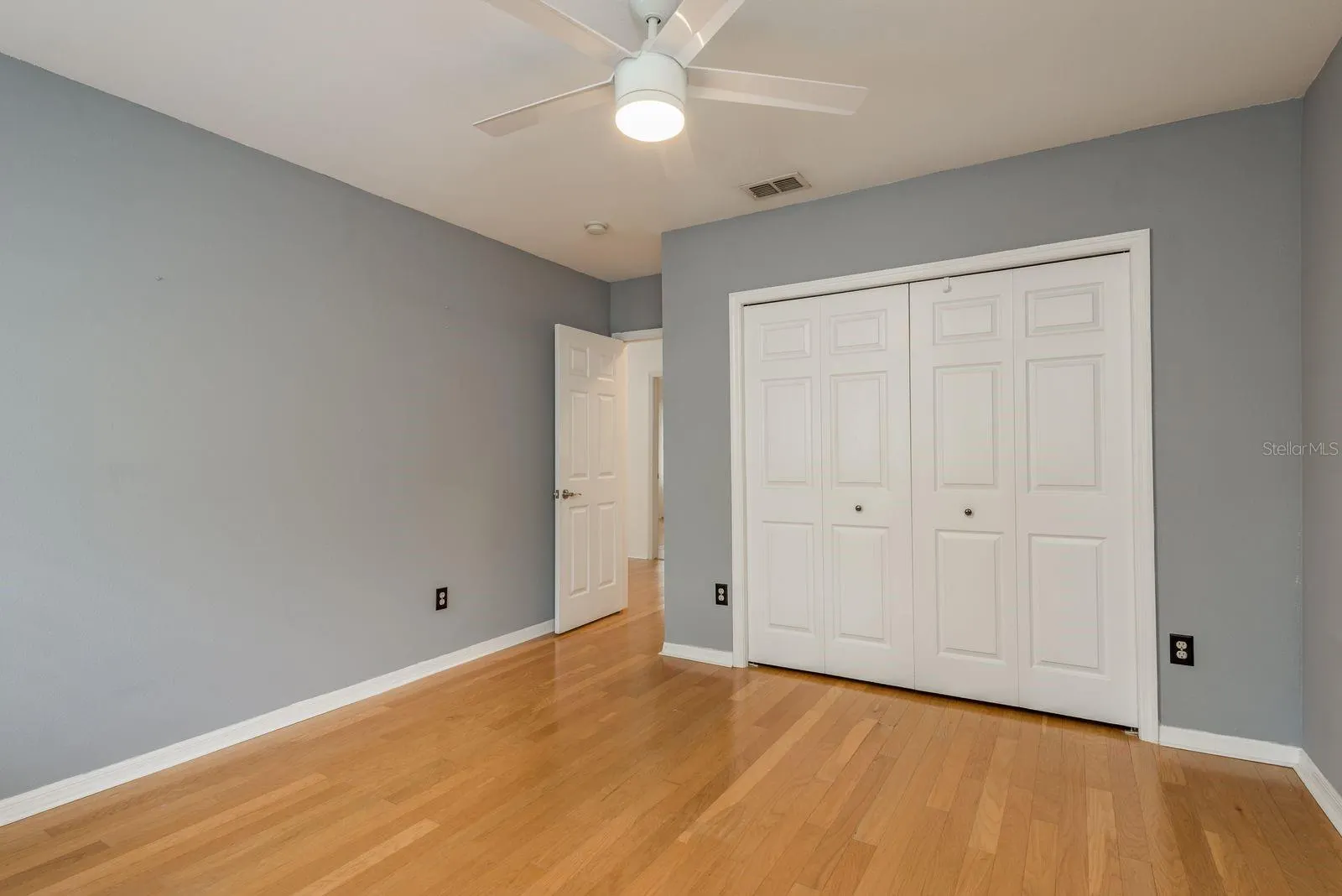 1128 SUNSET POINT RD #403, #403