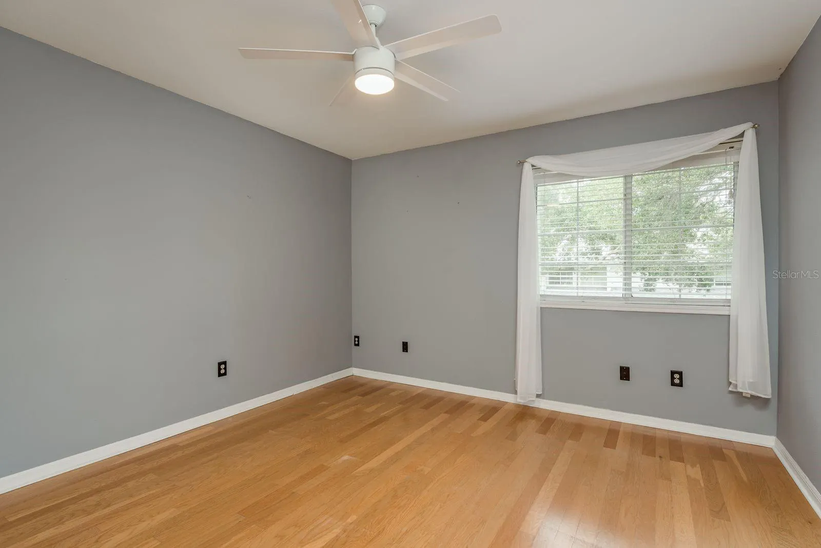 1128 SUNSET POINT RD #403, #403