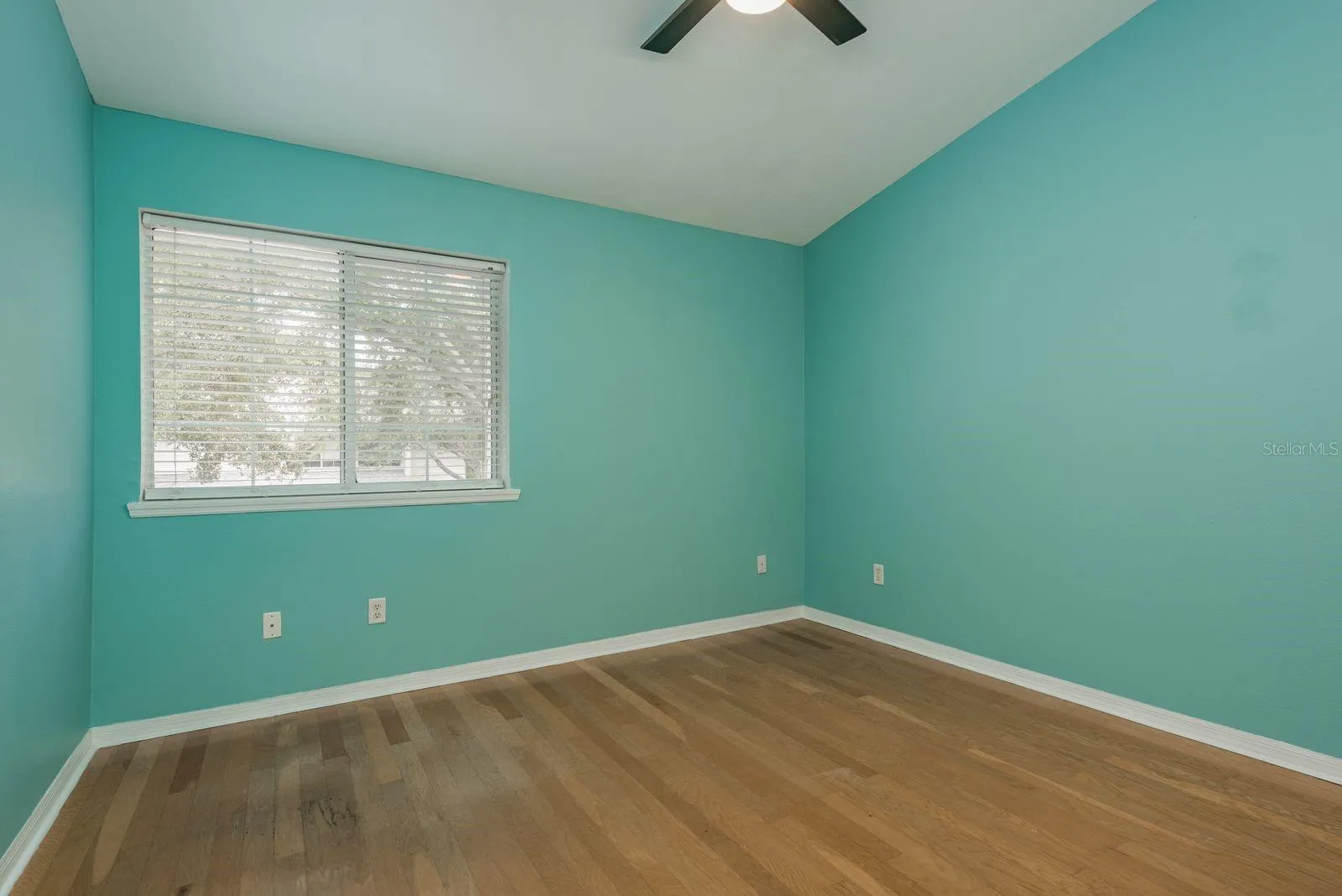 1128 SUNSET POINT RD #403, #403