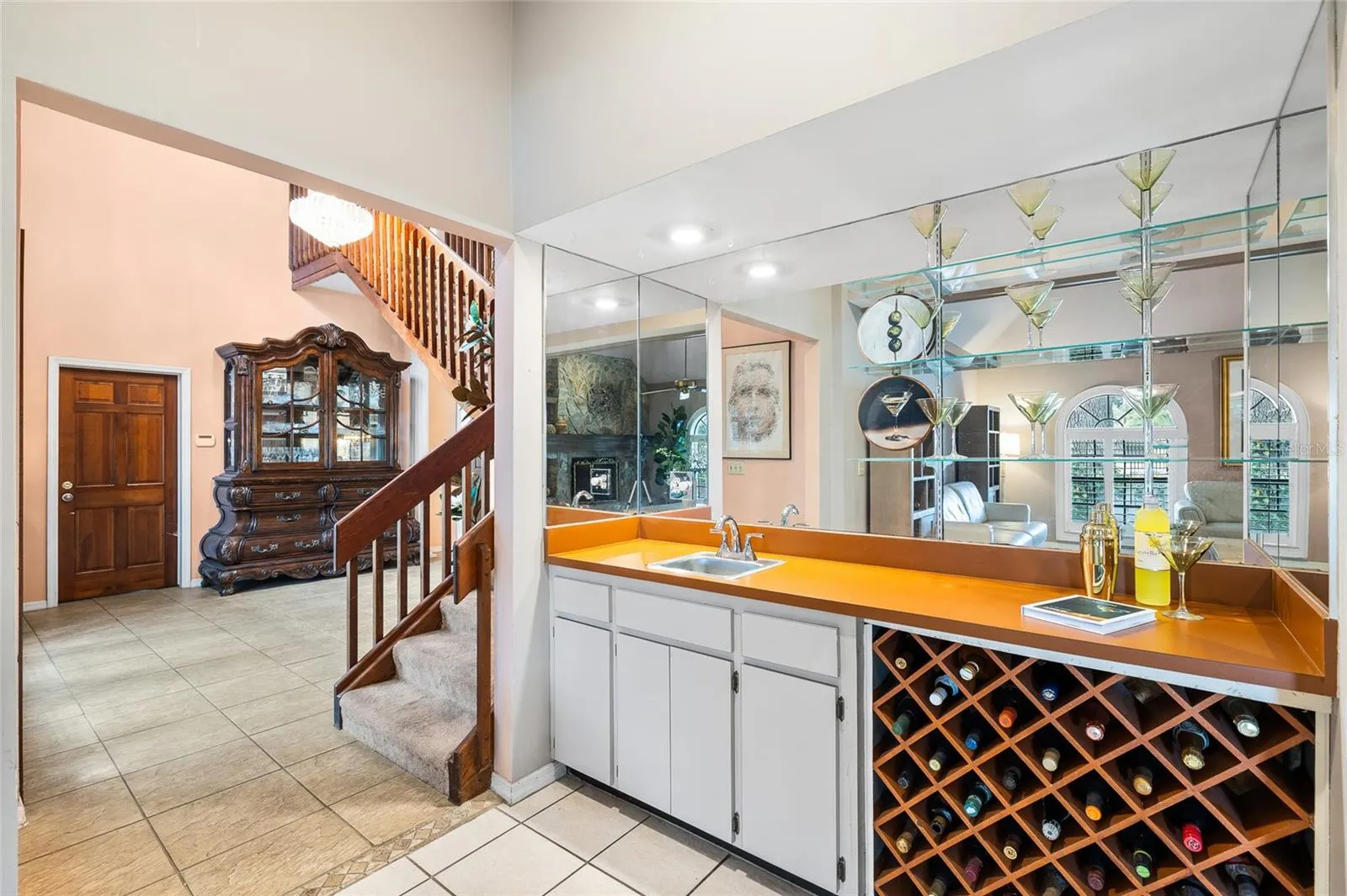 4407 MEADOW WOOD WAY