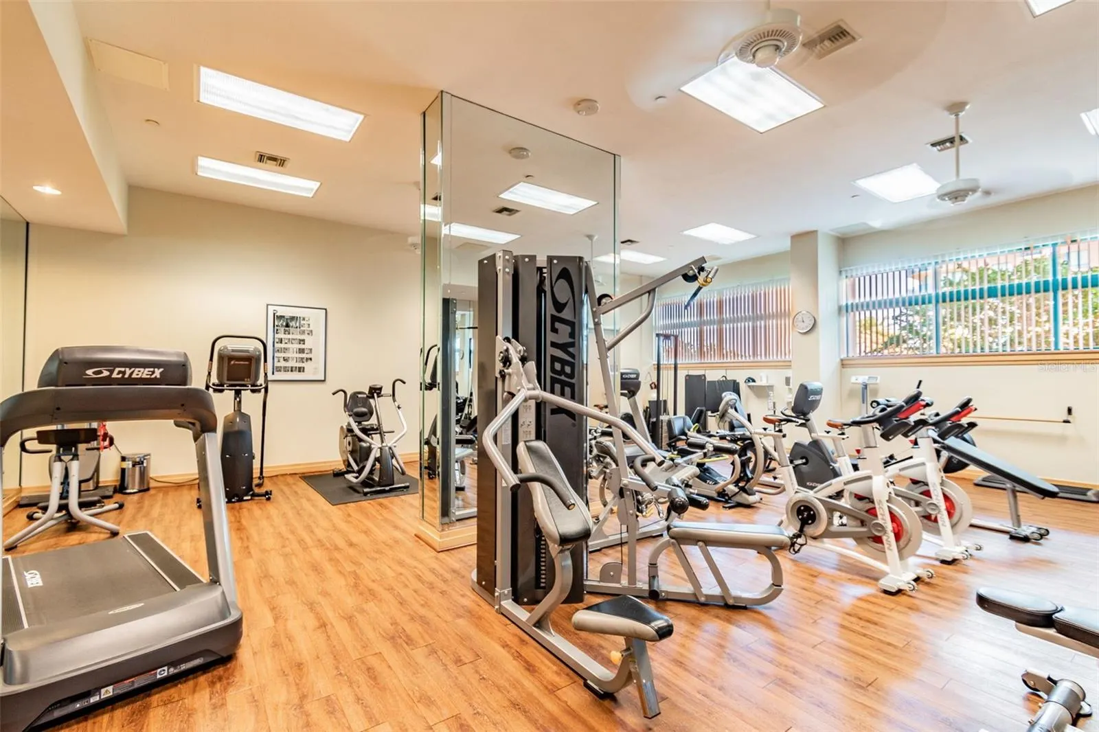 1540 GULF BLVD #1805, #1805