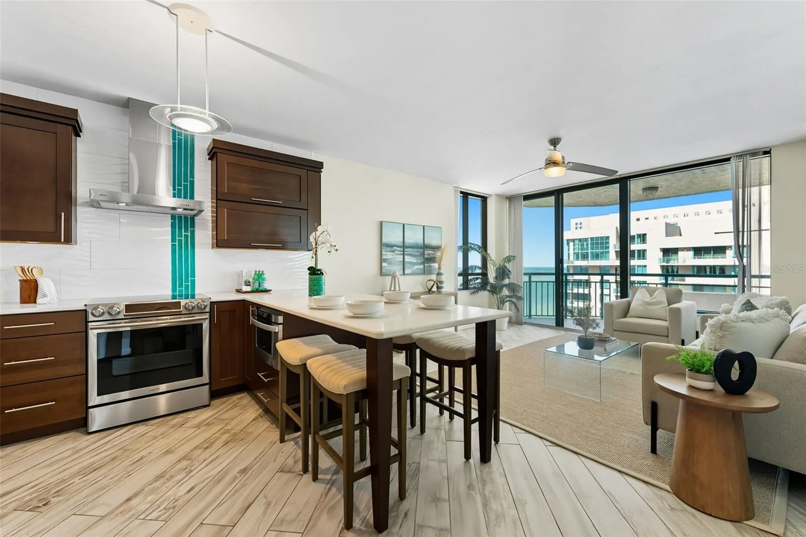 1540 GULF BLVD #1805, #1805