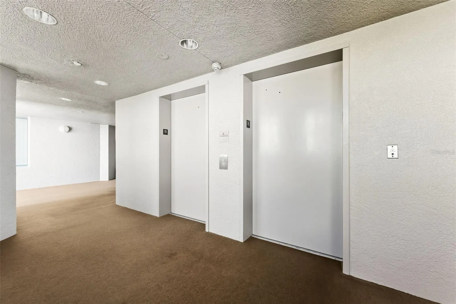 1540 GULF BLVD #1805, #1805