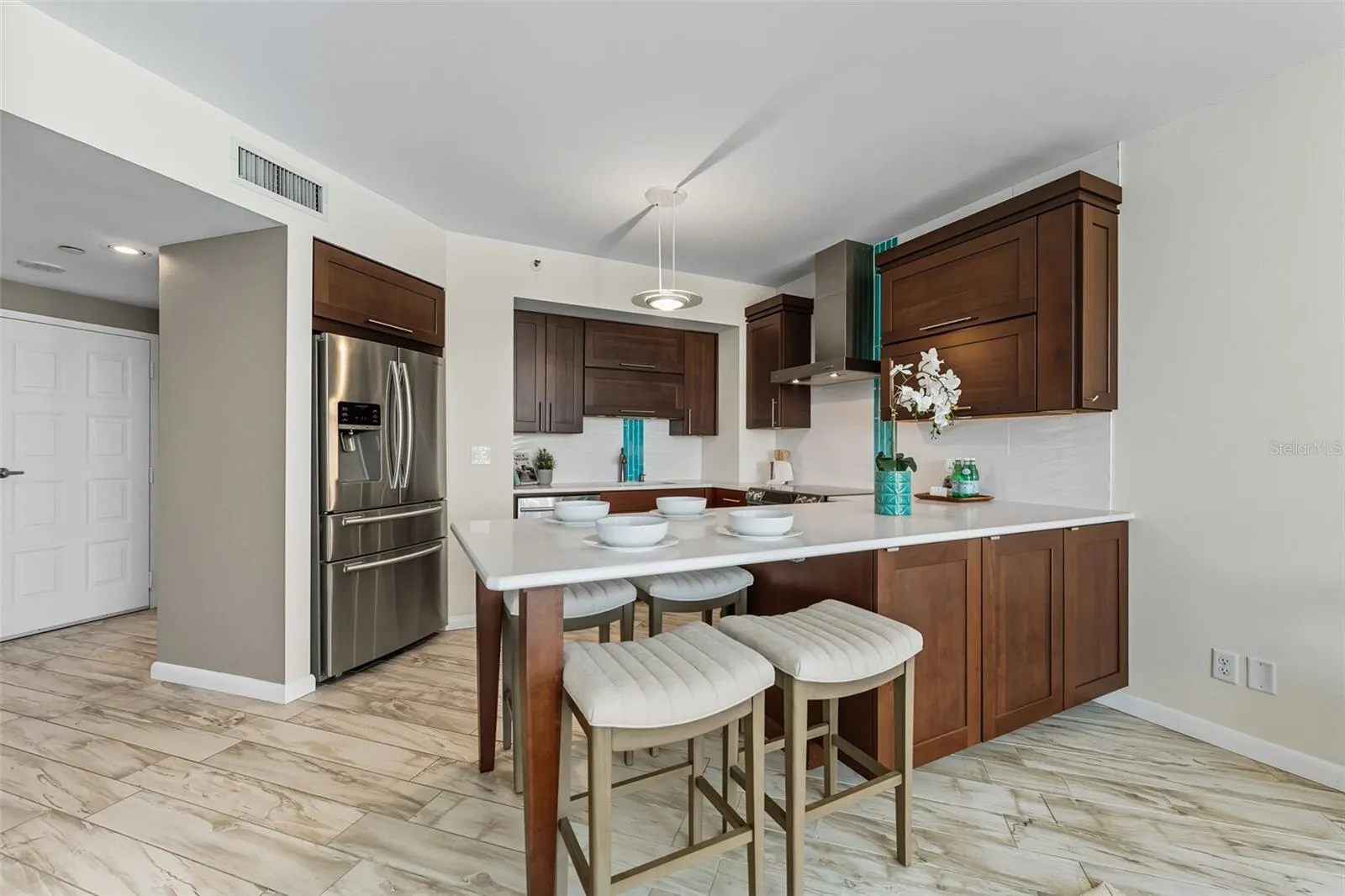 1540 GULF BLVD #1805, #1805