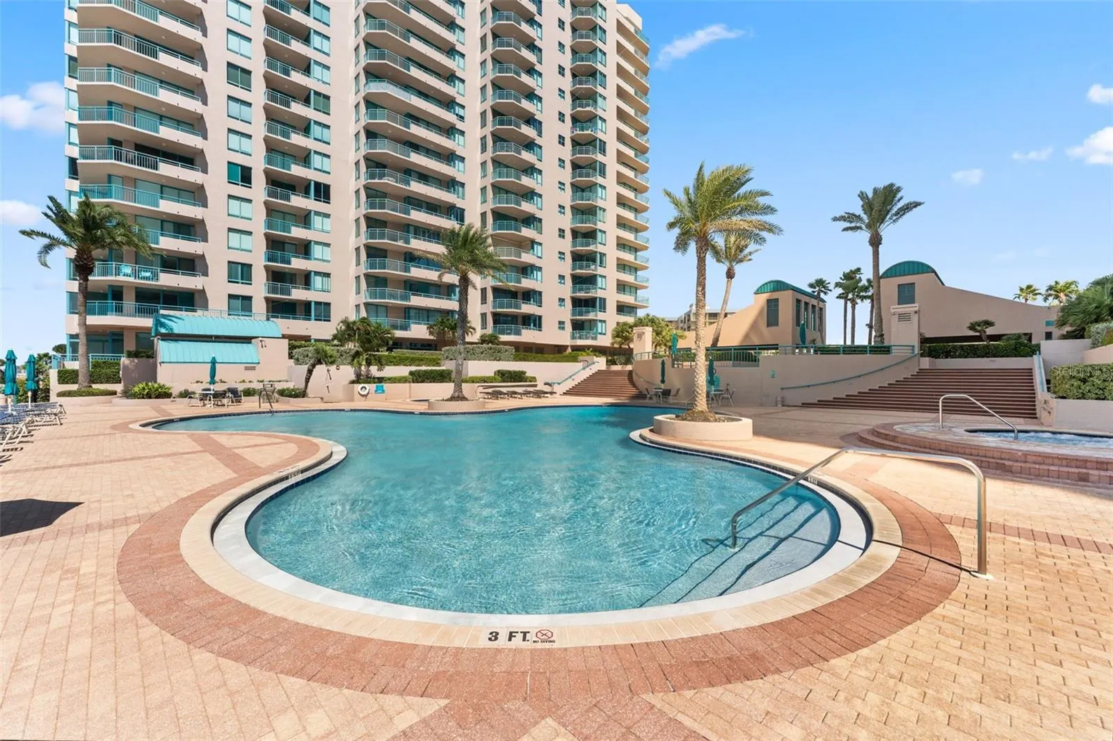 1540 GULF BLVD #1805, #1805