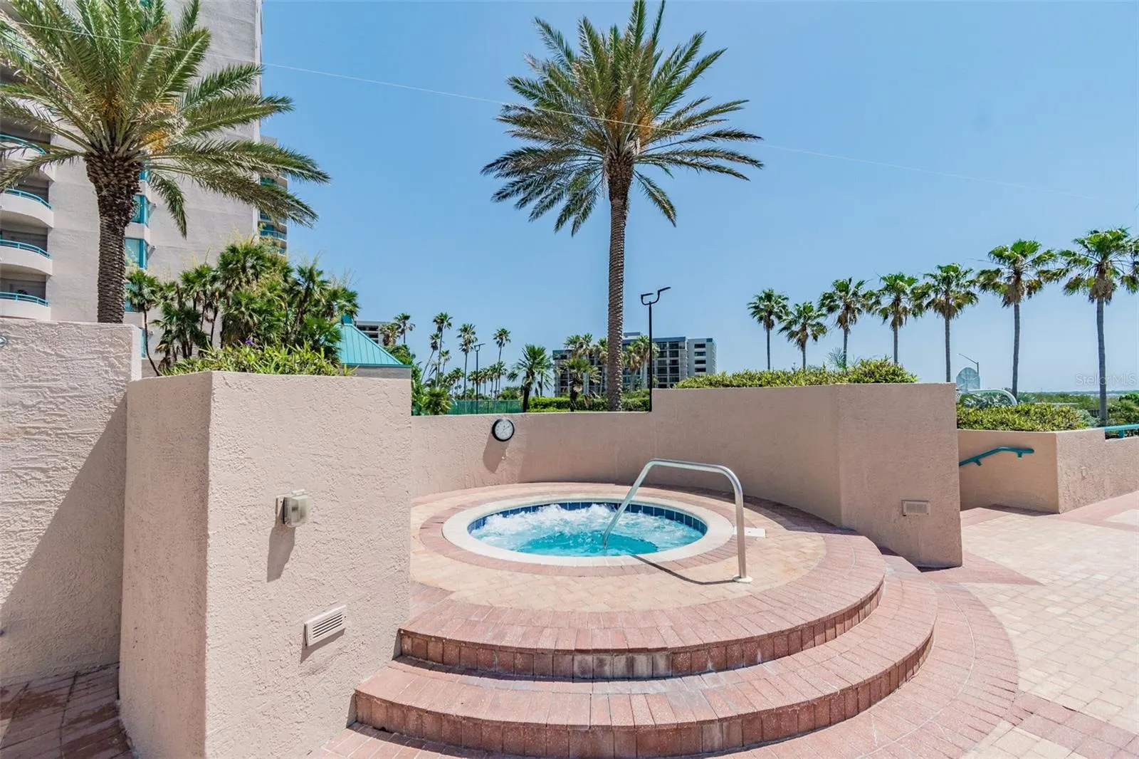 1540 GULF BLVD #1805, #1805
