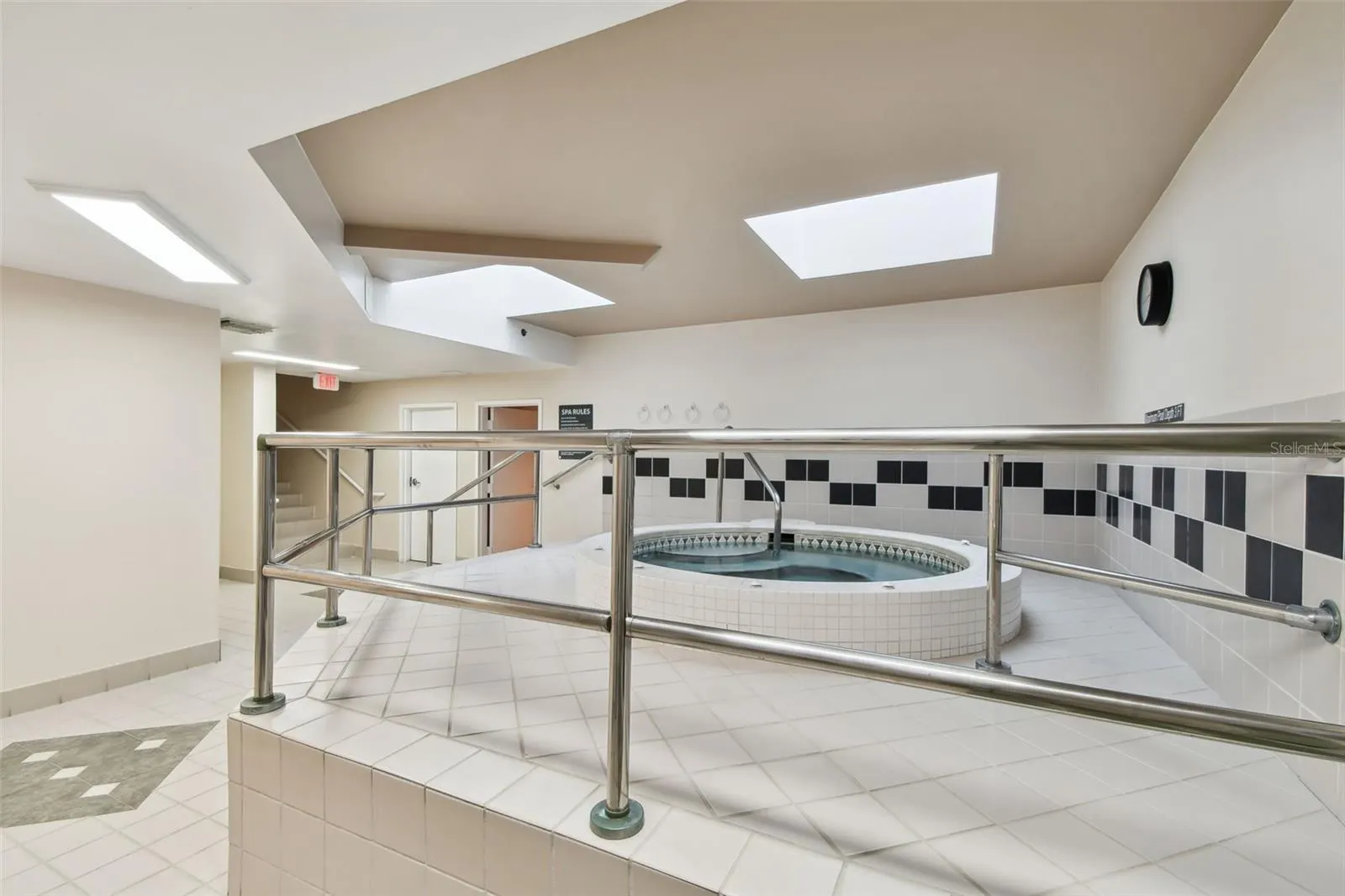 1540 GULF BLVD #1805, #1805