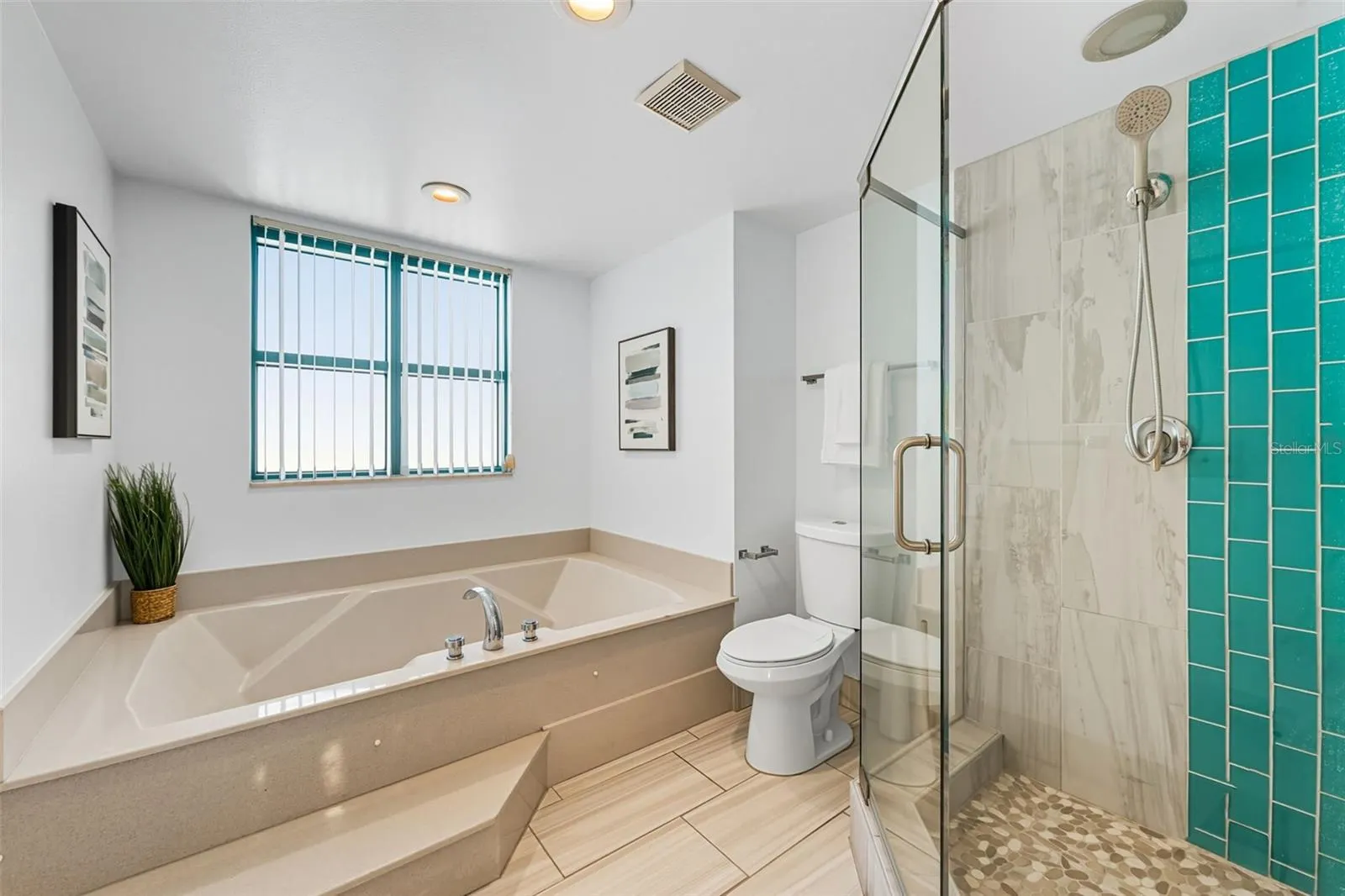 1540 GULF BLVD #1805, #1805