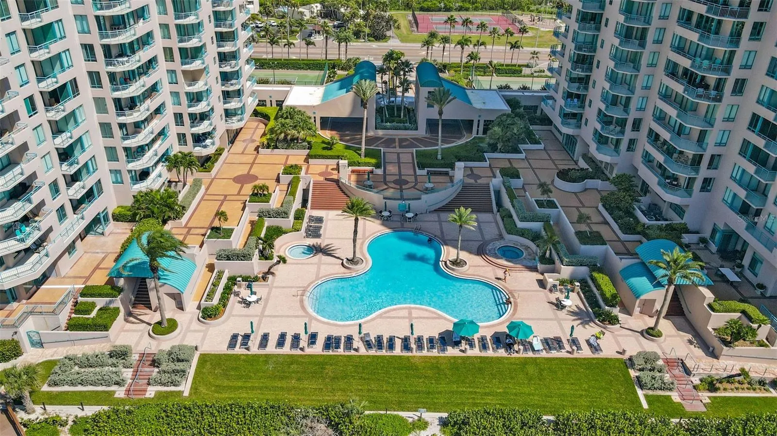 1540 GULF BLVD #1805, #1805