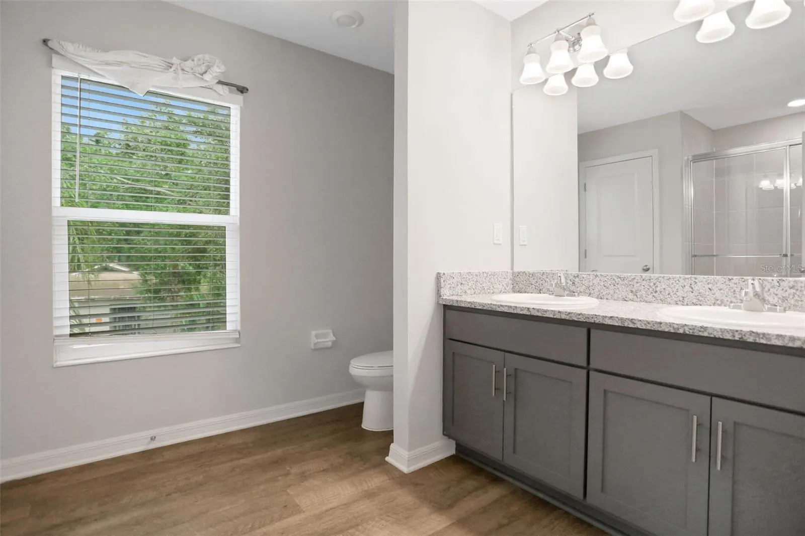 3006 THELMA ST #1/2, #1/2
