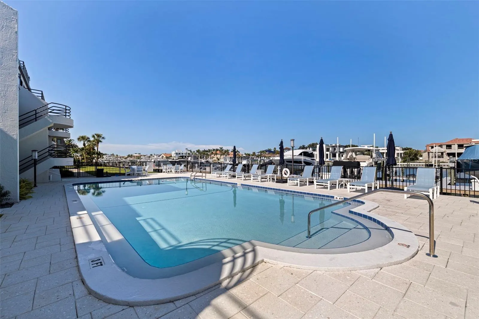 522 PINELLAS BAYWAY S #107, #107