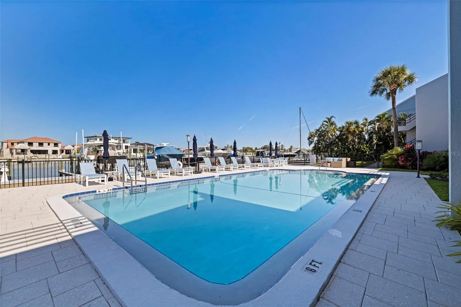 522 PINELLAS BAYWAY S #107, #107