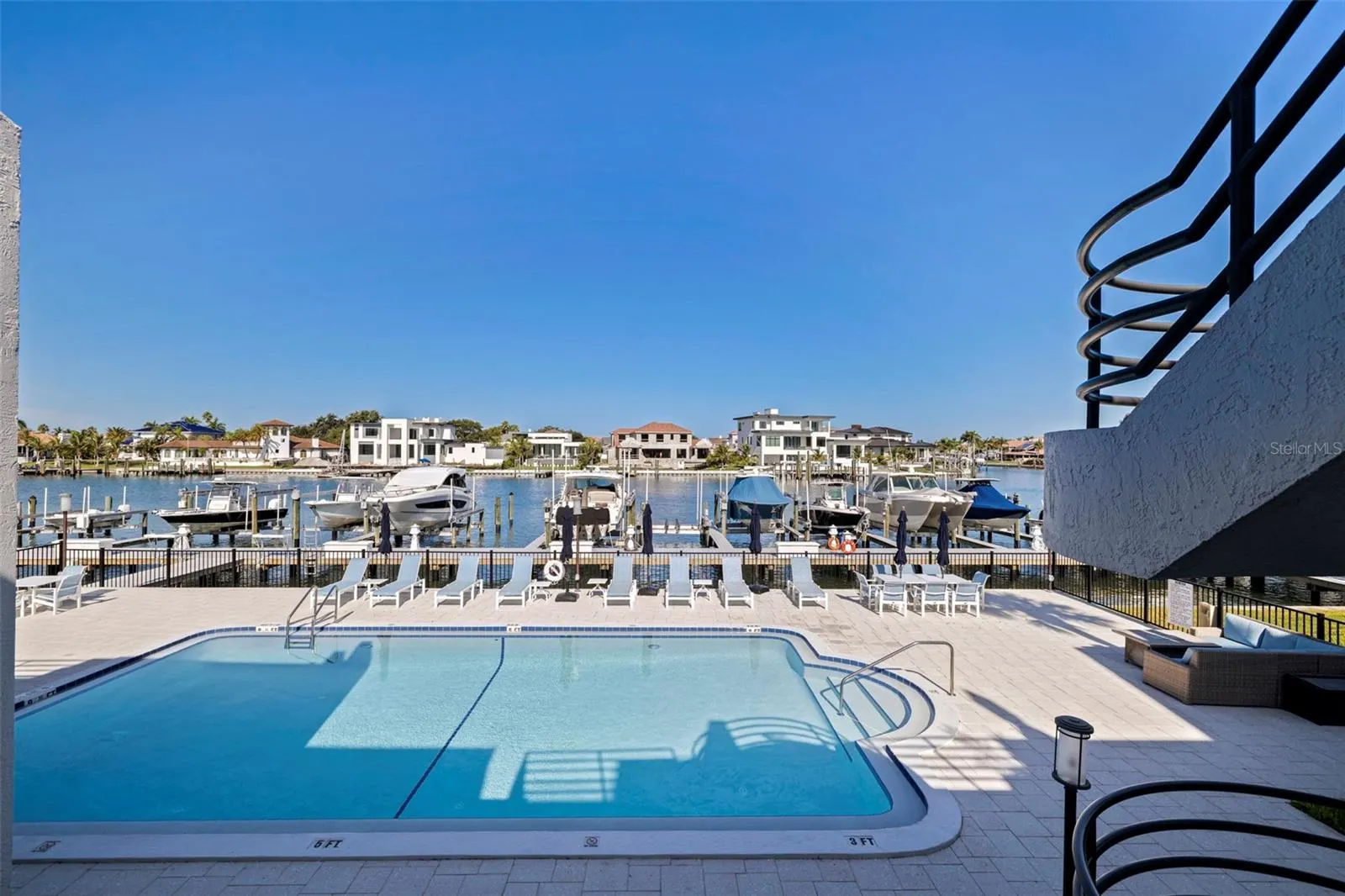 522 PINELLAS BAYWAY S #107, #107