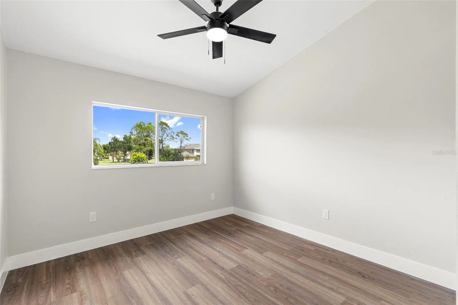 18425 BITTERN AVE