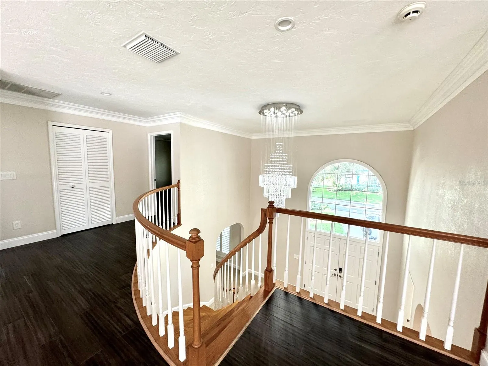 7315 HUNT CLUB LN