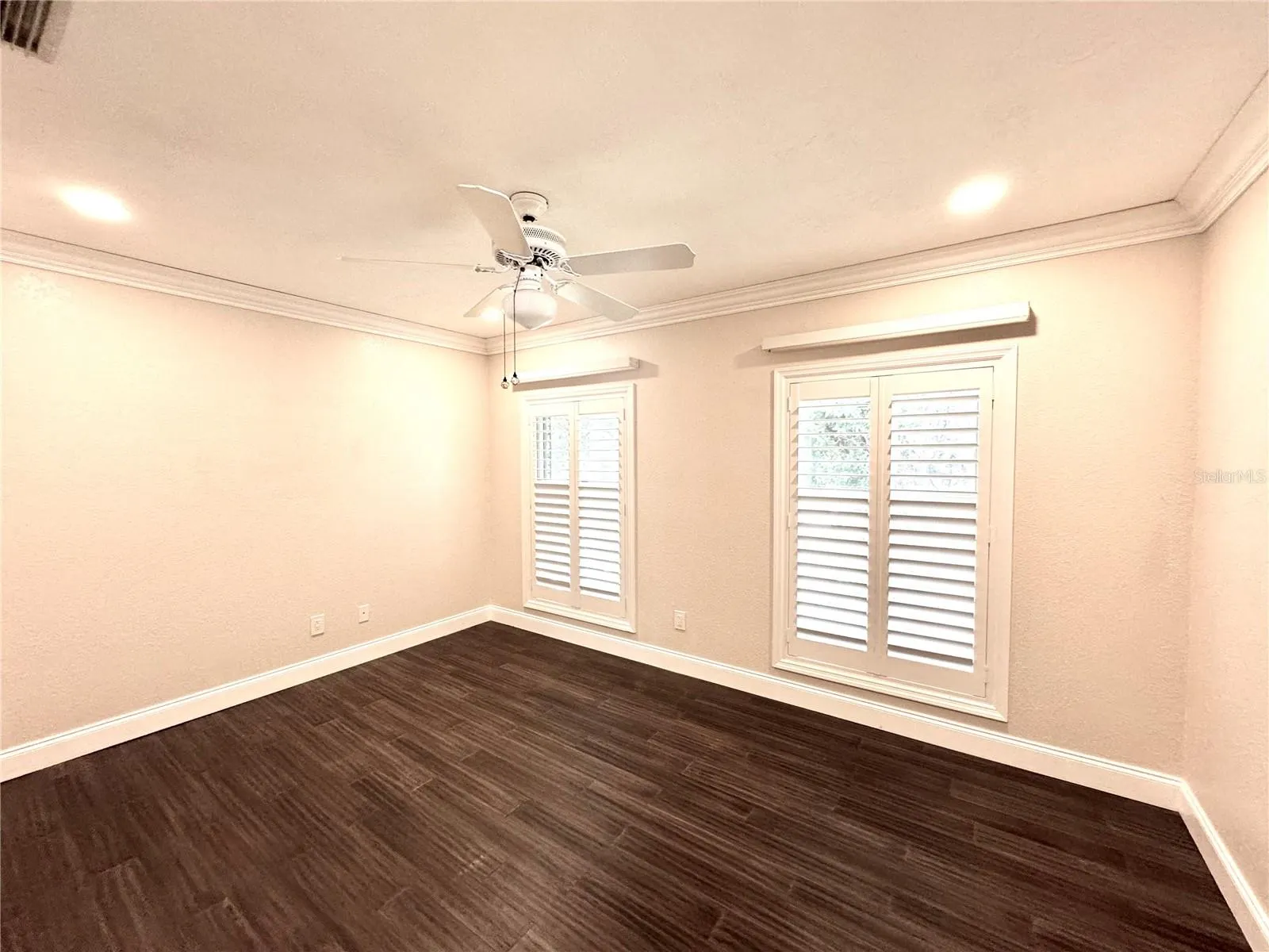 7315 HUNT CLUB LN