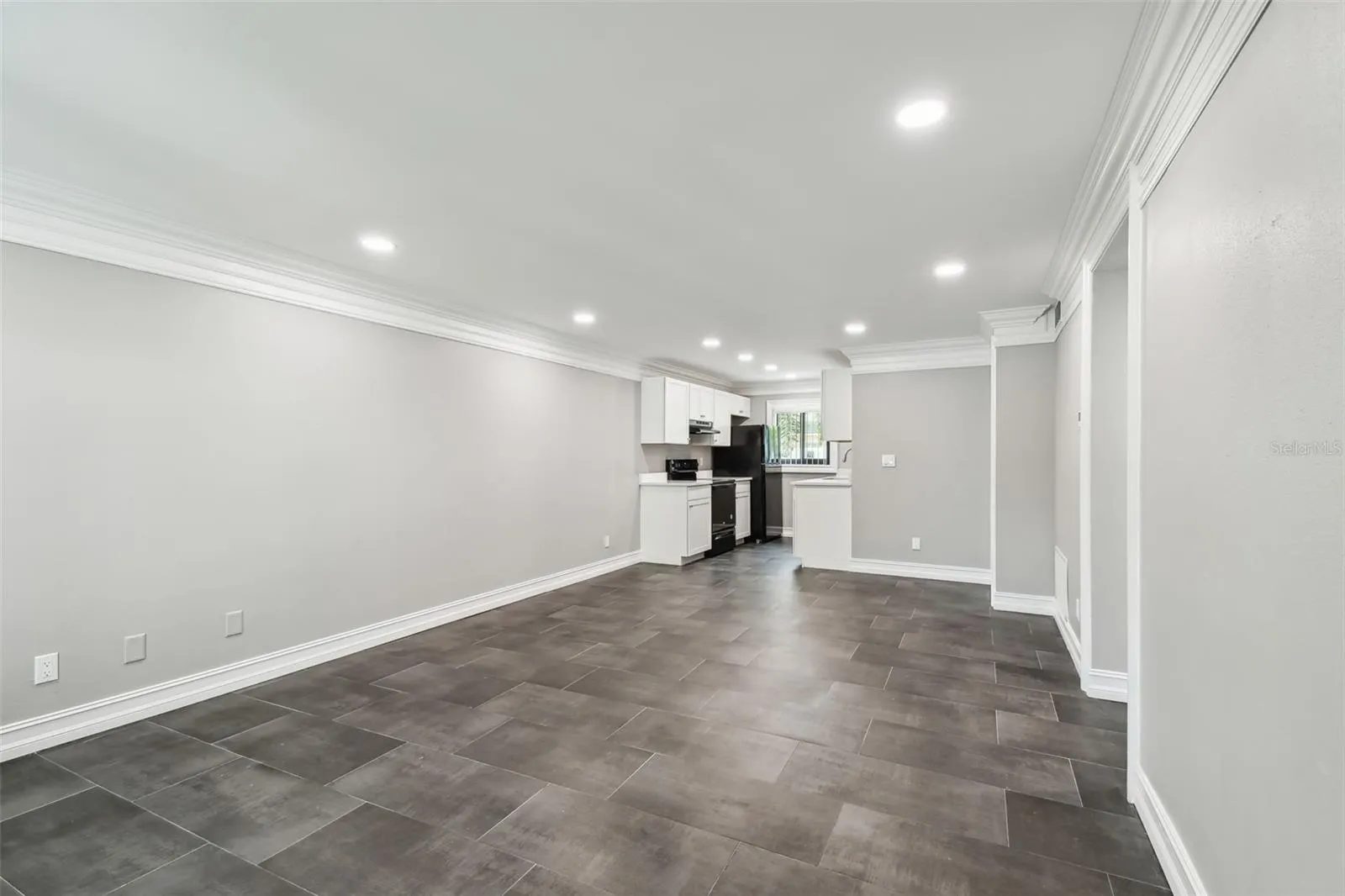 2942 W BAY DR #2, #2