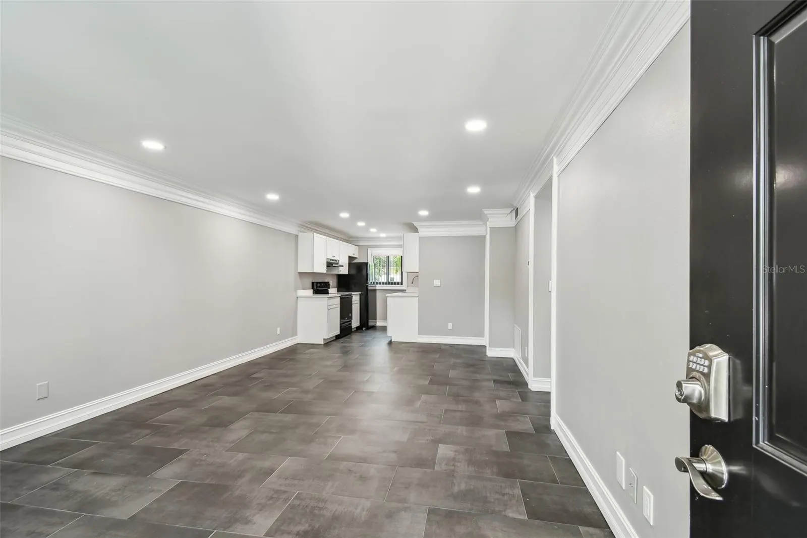2942 W BAY DR #2, #2