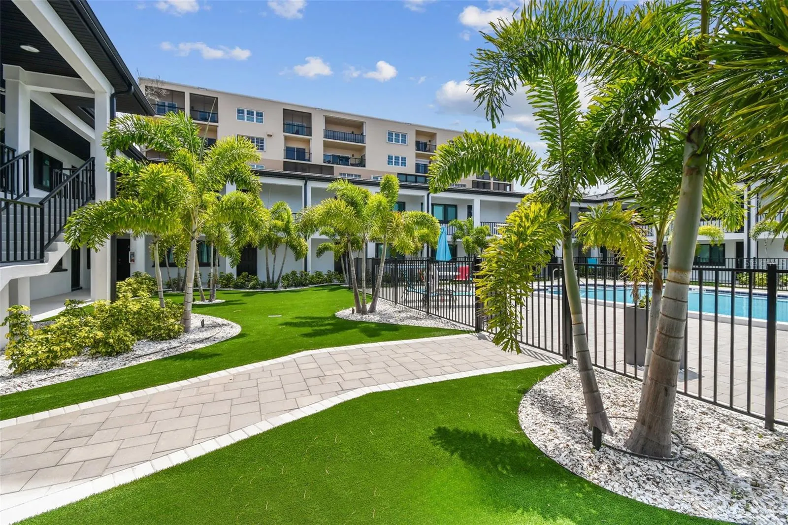 2942 W BAY DR #2, #2