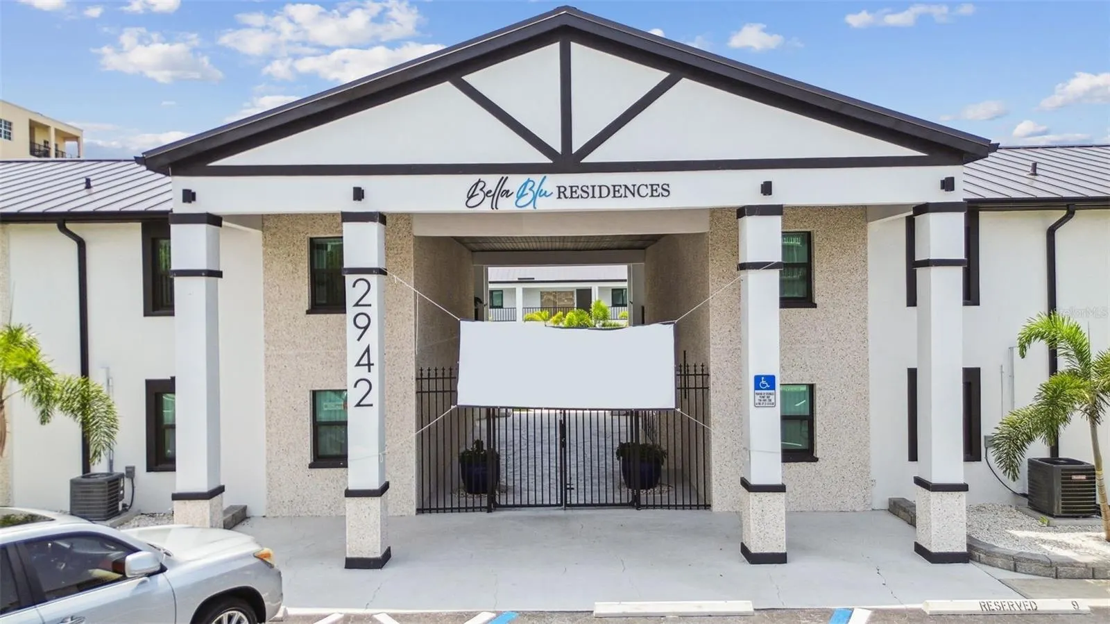 2942 W BAY DR #2, #2