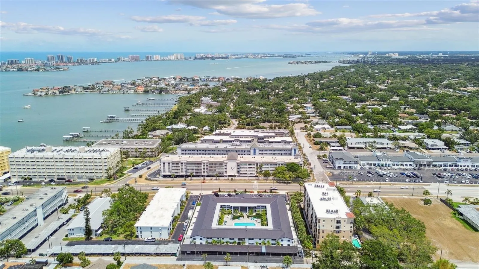 2942 W BAY DR #22, #22