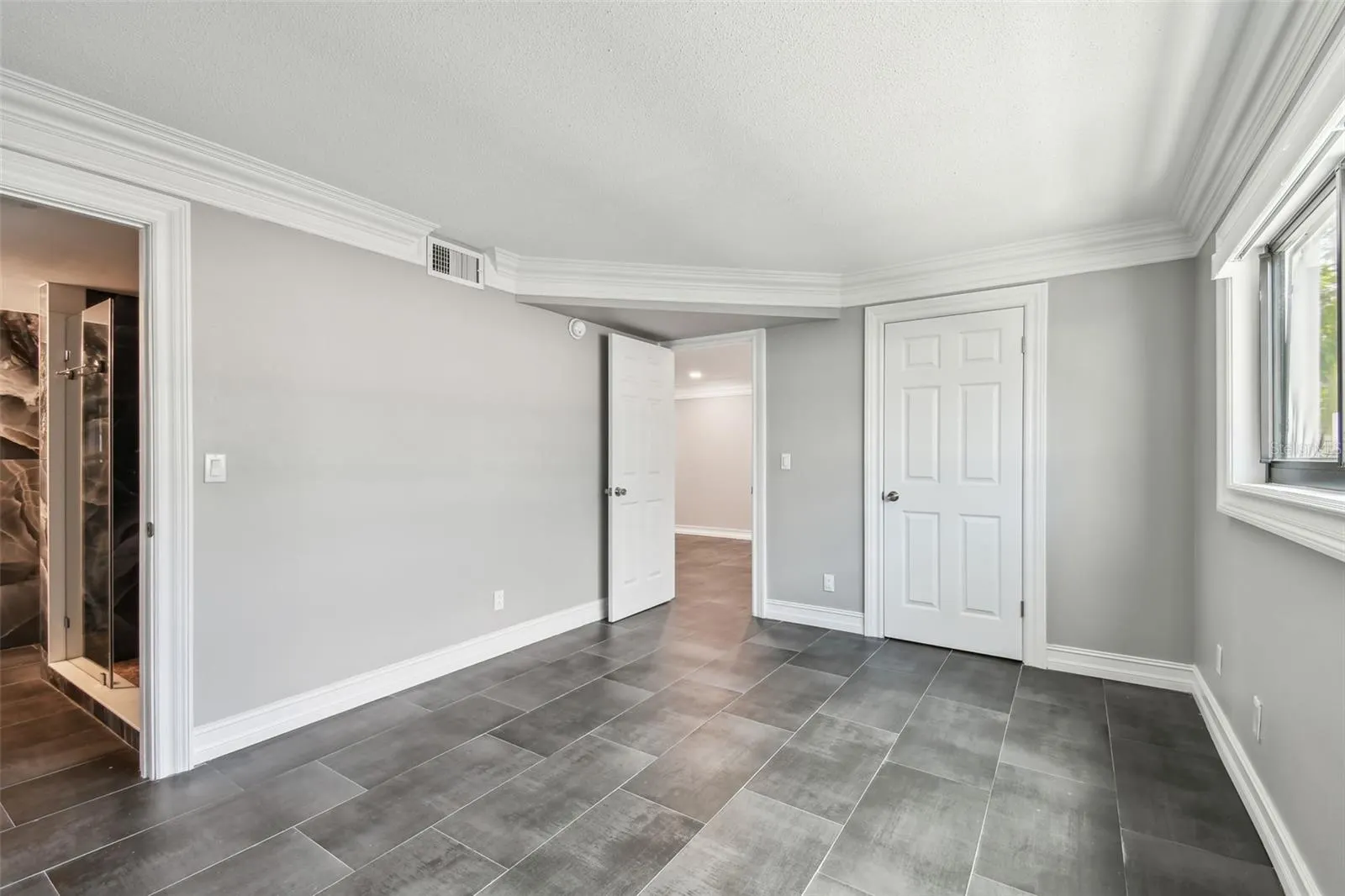 2942 W BAY DR #22, #22
