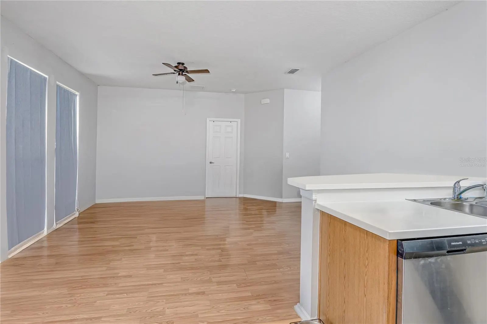 814 FERN LEAF DR