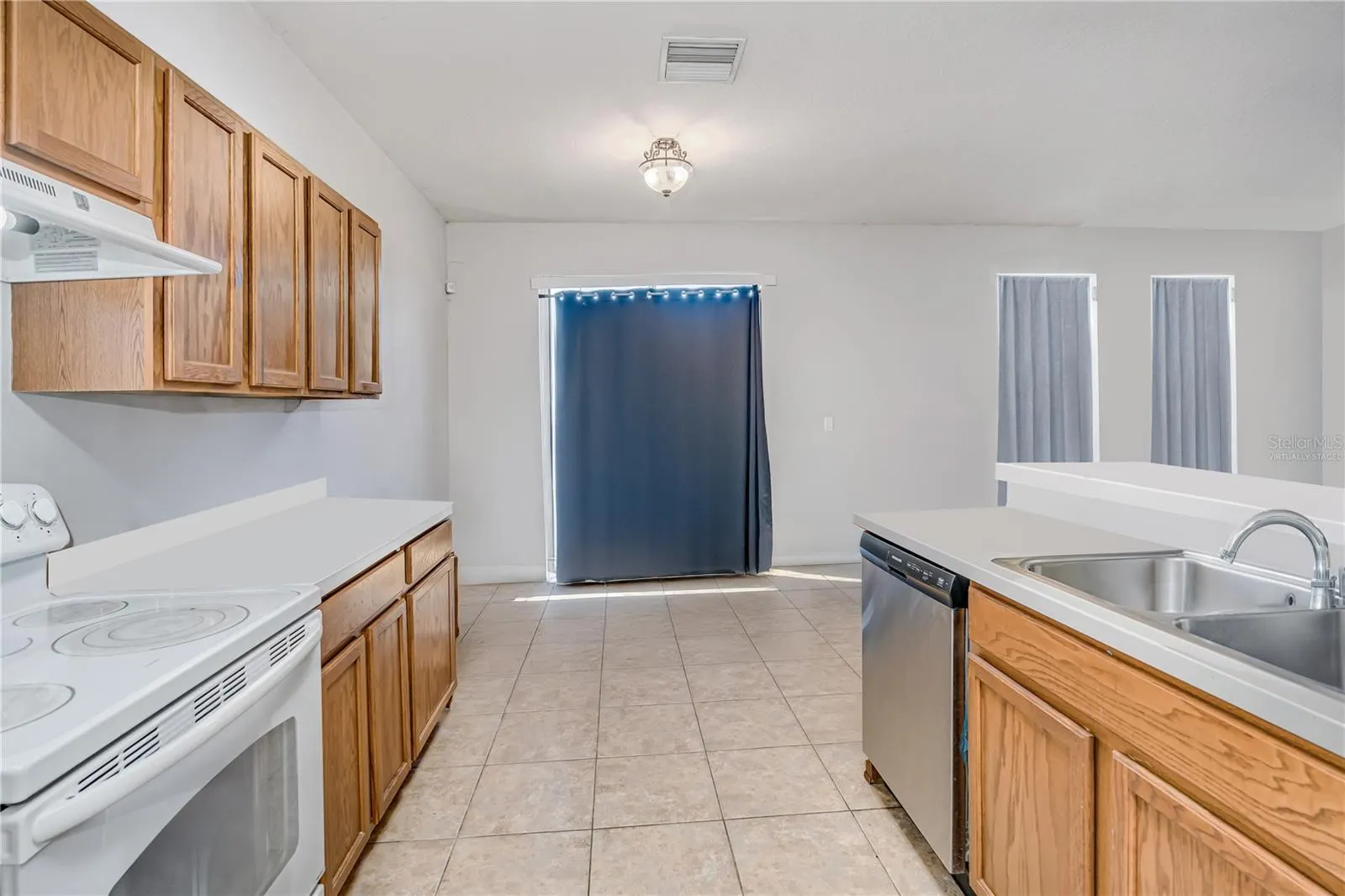 814 FERN LEAF DR