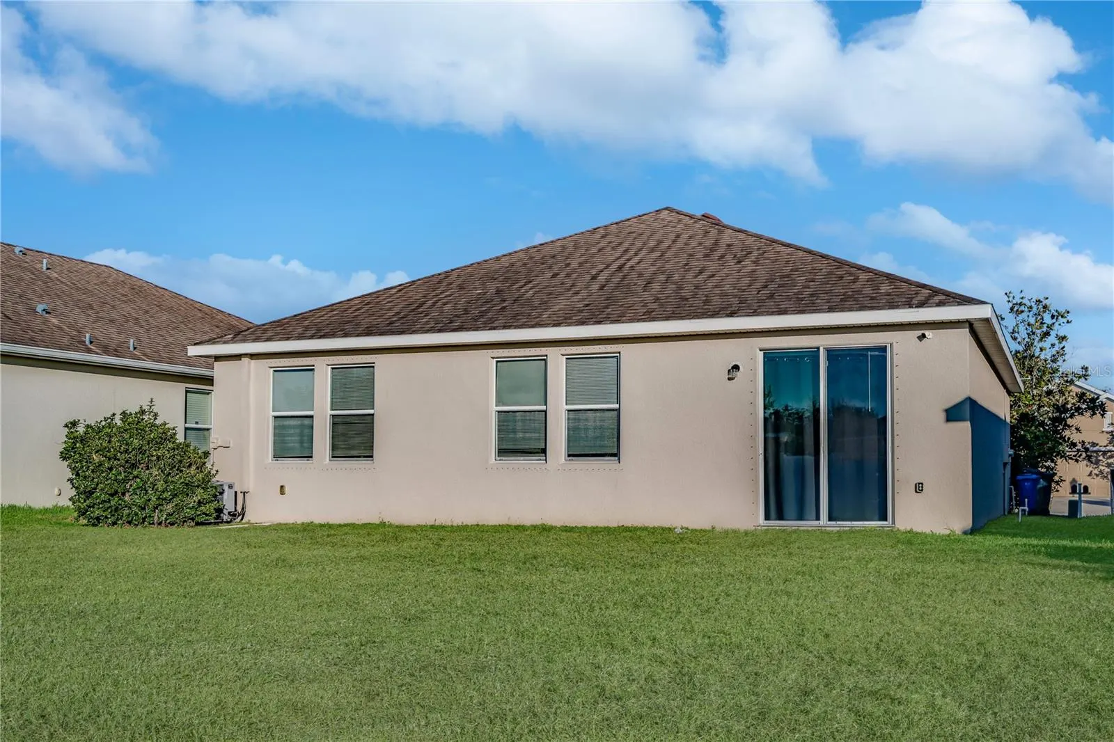 814 FERN LEAF DR