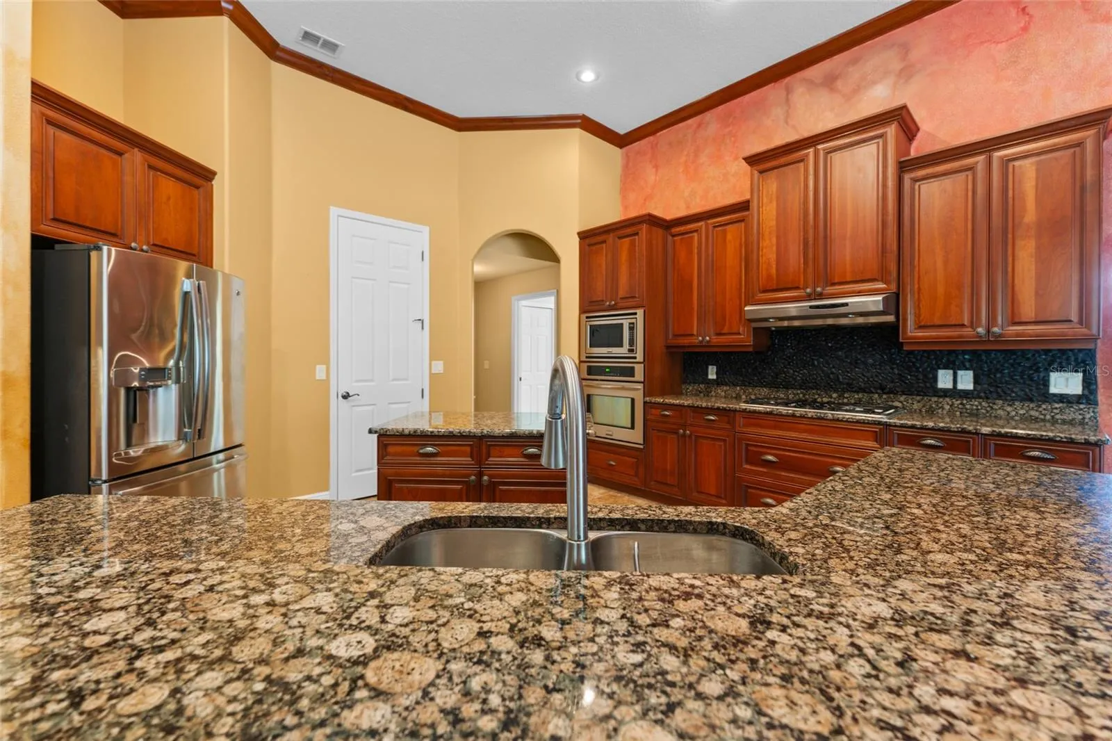 614 VINTAGE WAY