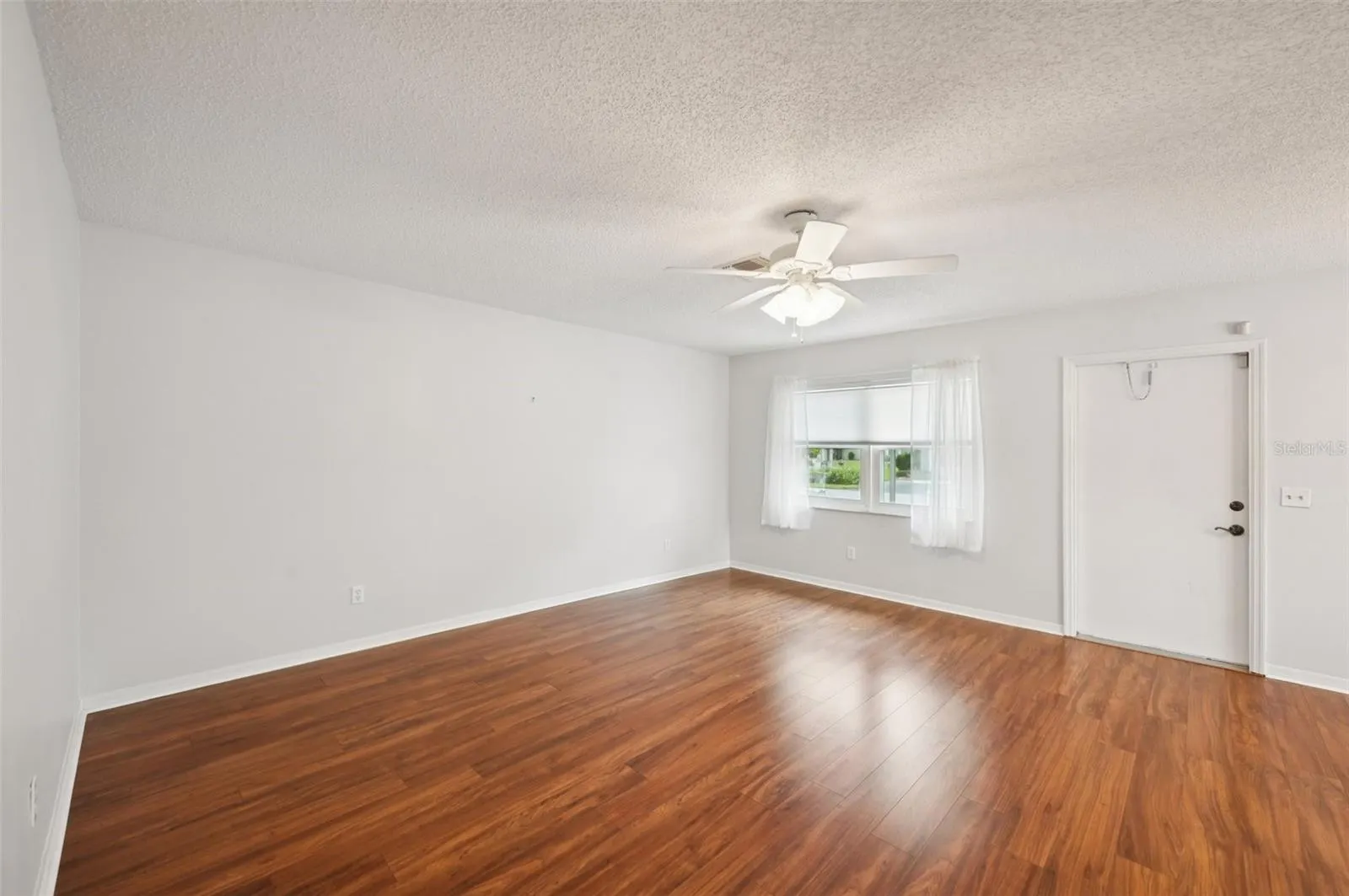 214 GLOUCESTER BLVD