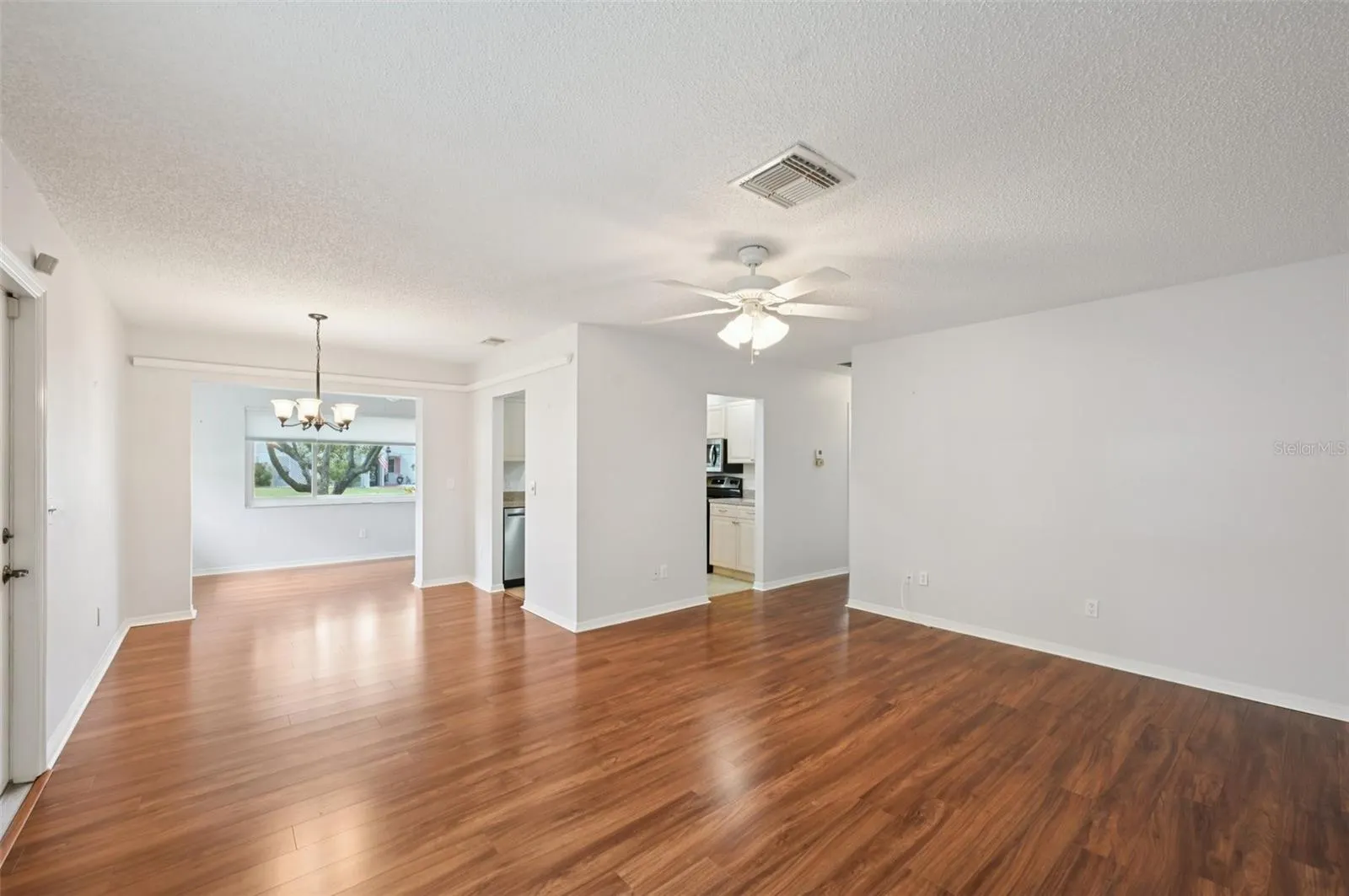 214 GLOUCESTER BLVD