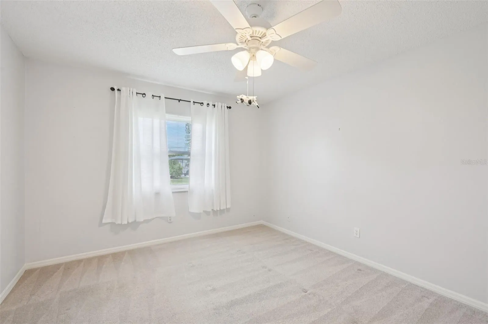 214 GLOUCESTER BLVD