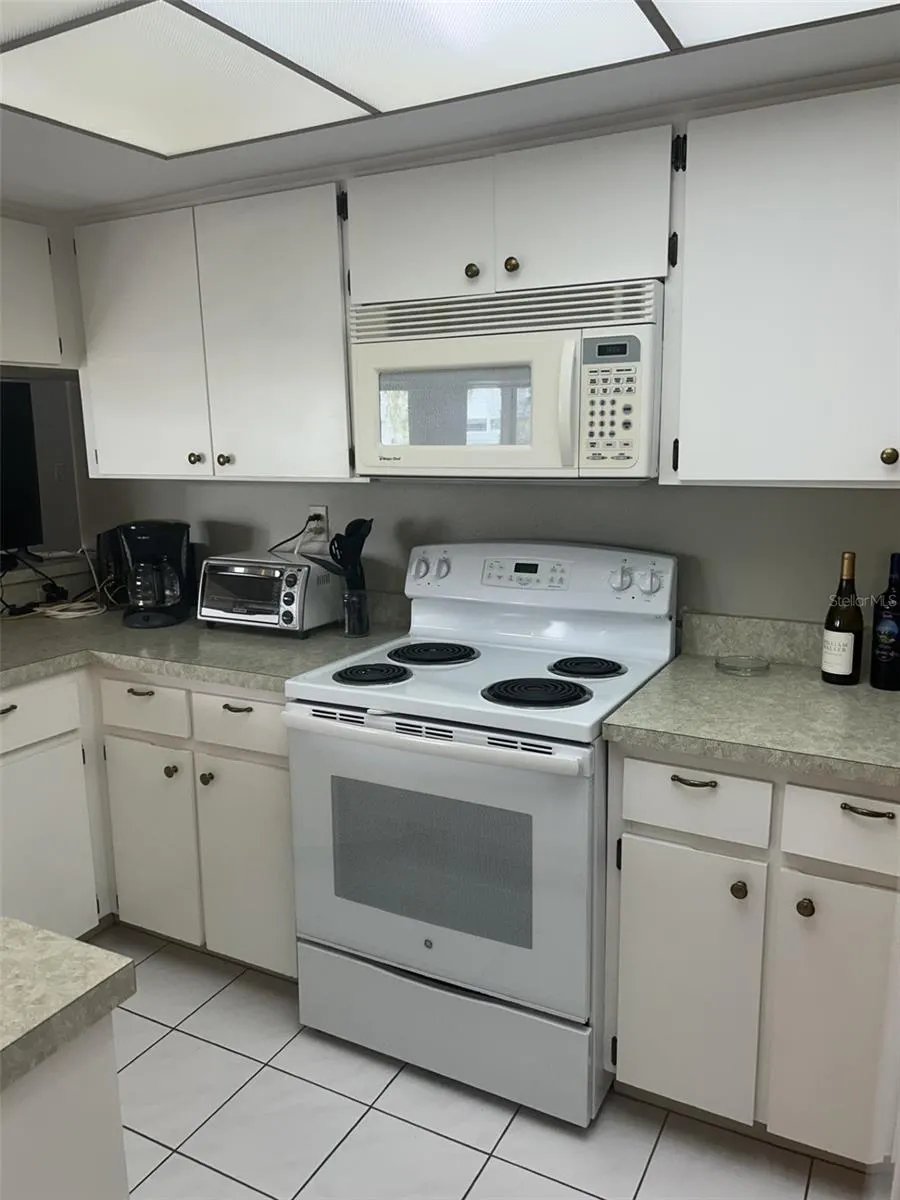 6932 STONES THROW CIR N #7204, #7204