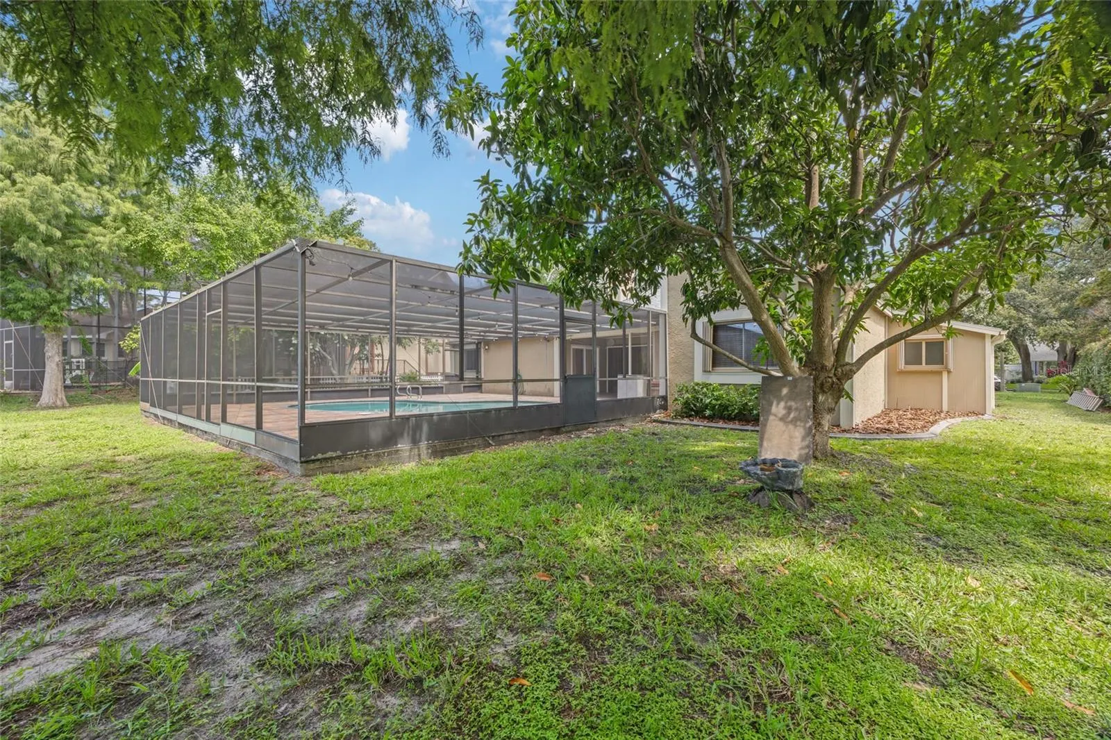 8764 BAYWOOD PARK DR