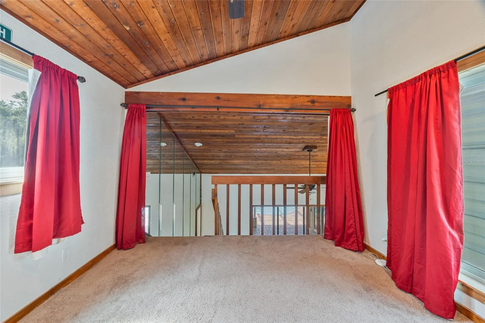 8764 BAYWOOD PARK DR