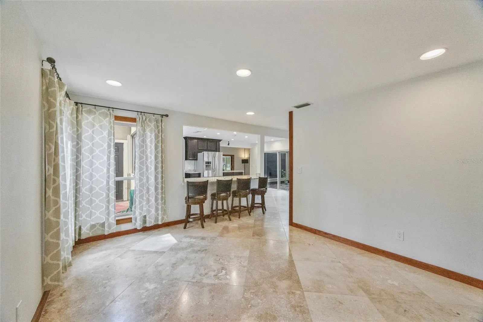 8764 BAYWOOD PARK DR