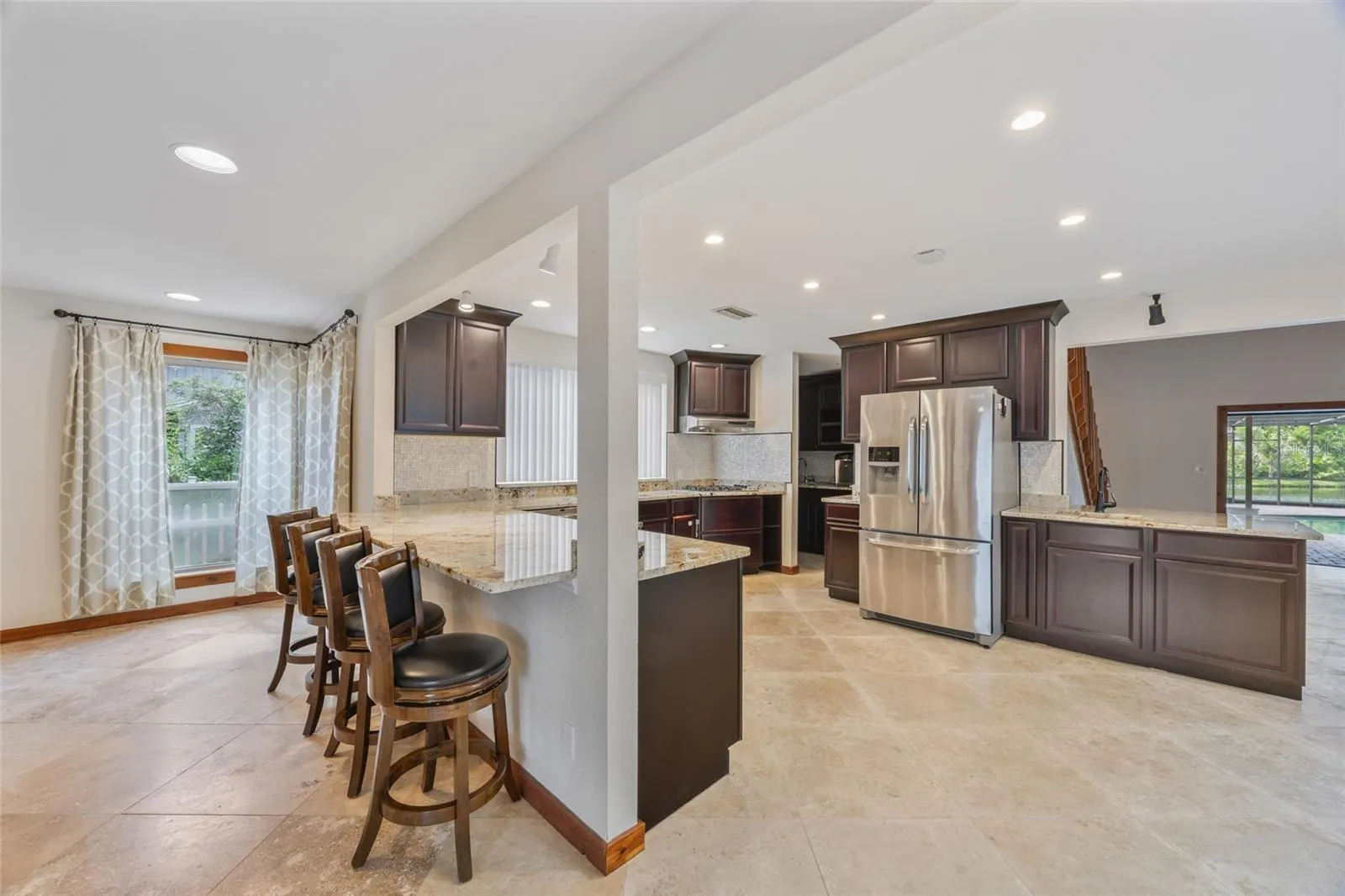 8764 BAYWOOD PARK DR
