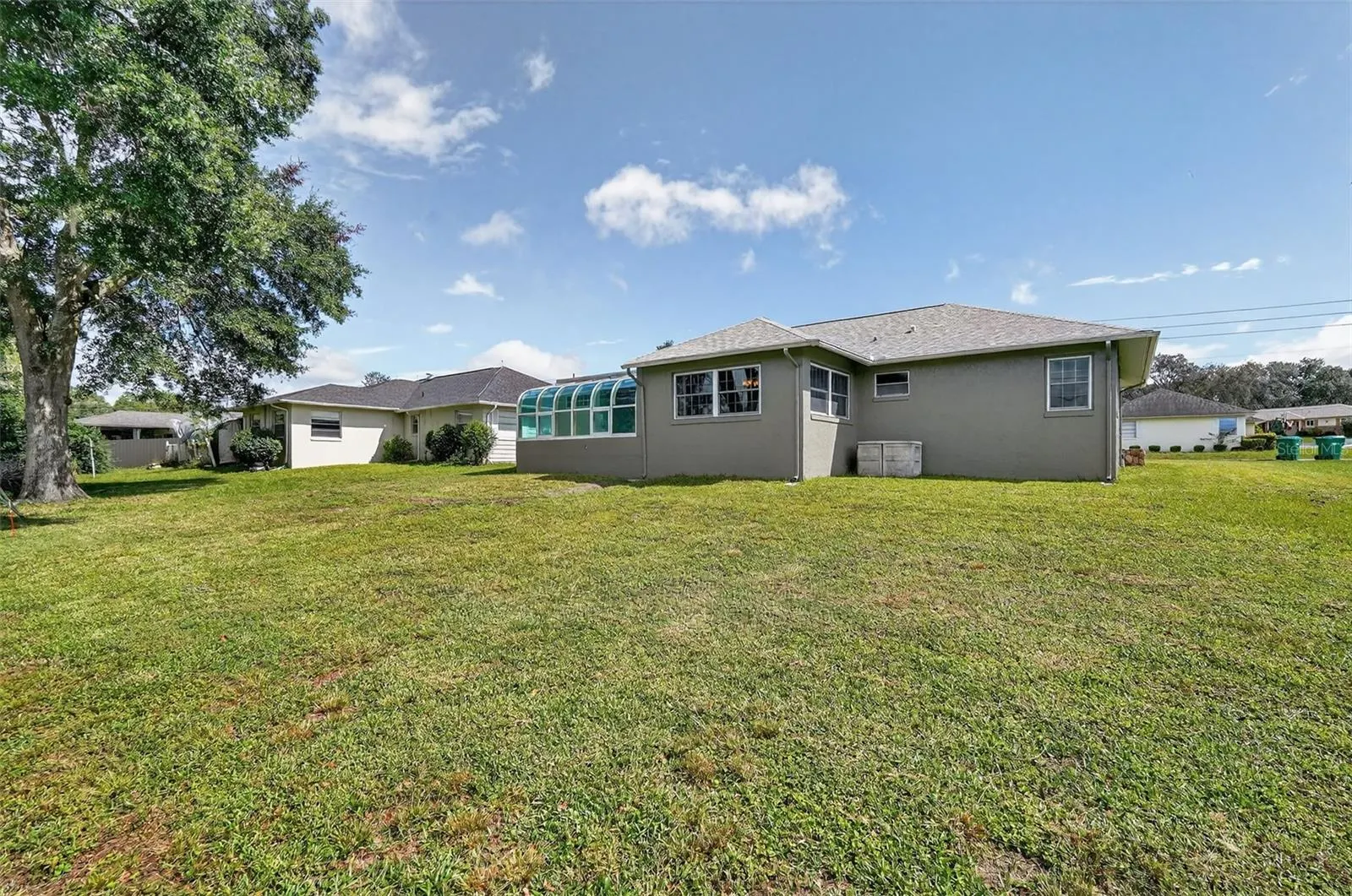 553 W BUTTONBUSH DR