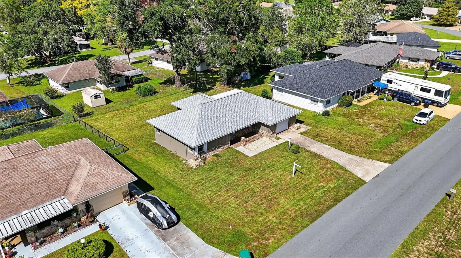 553 W BUTTONBUSH DR