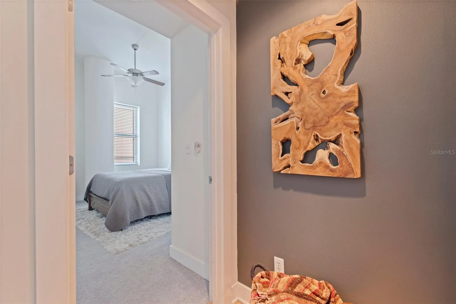 1208 E KENNEDY BLVD #831, #831